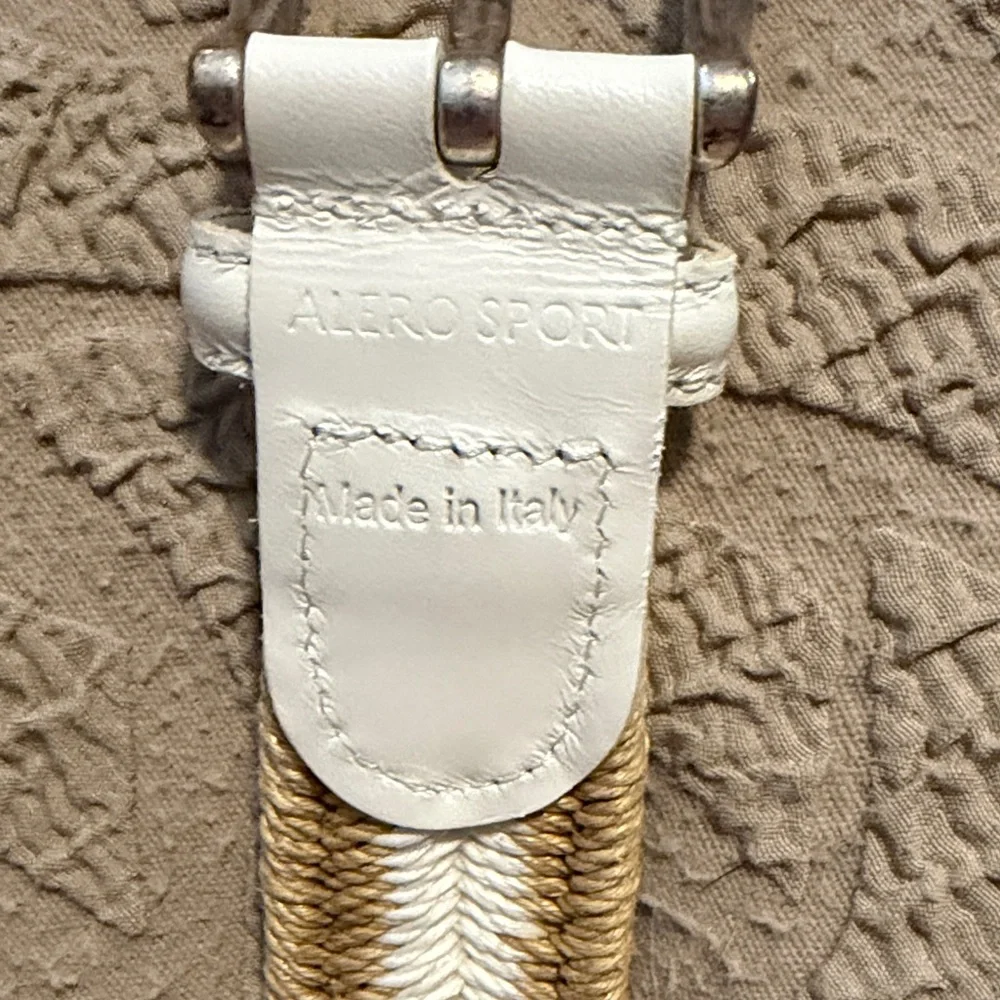Alero Sport Stretch White and Tan Belt